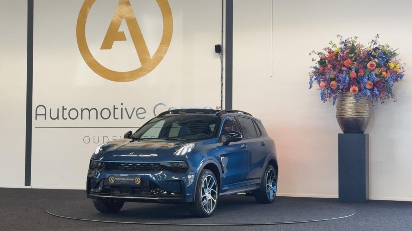 Lynk & Co 01