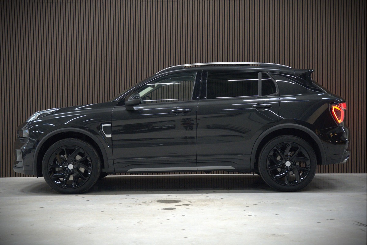 Lynk & Co 01