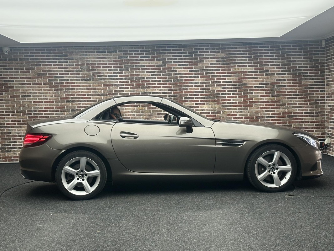 Mercedes-Benz SLC