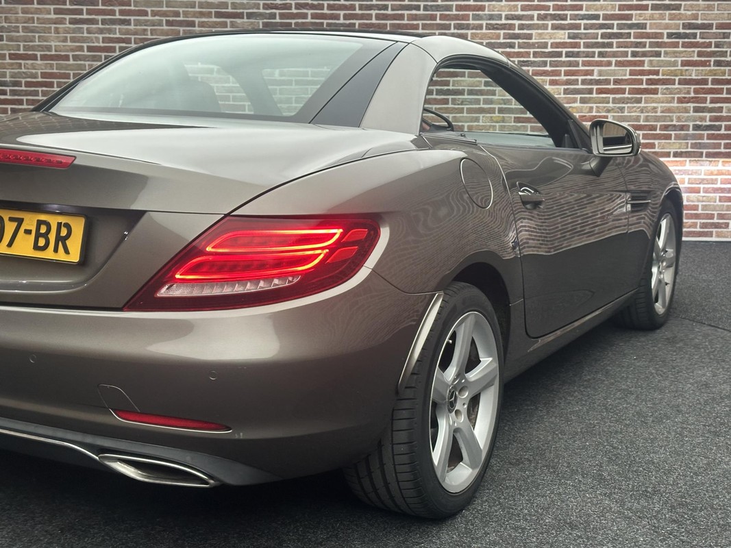 Mercedes-Benz SLC