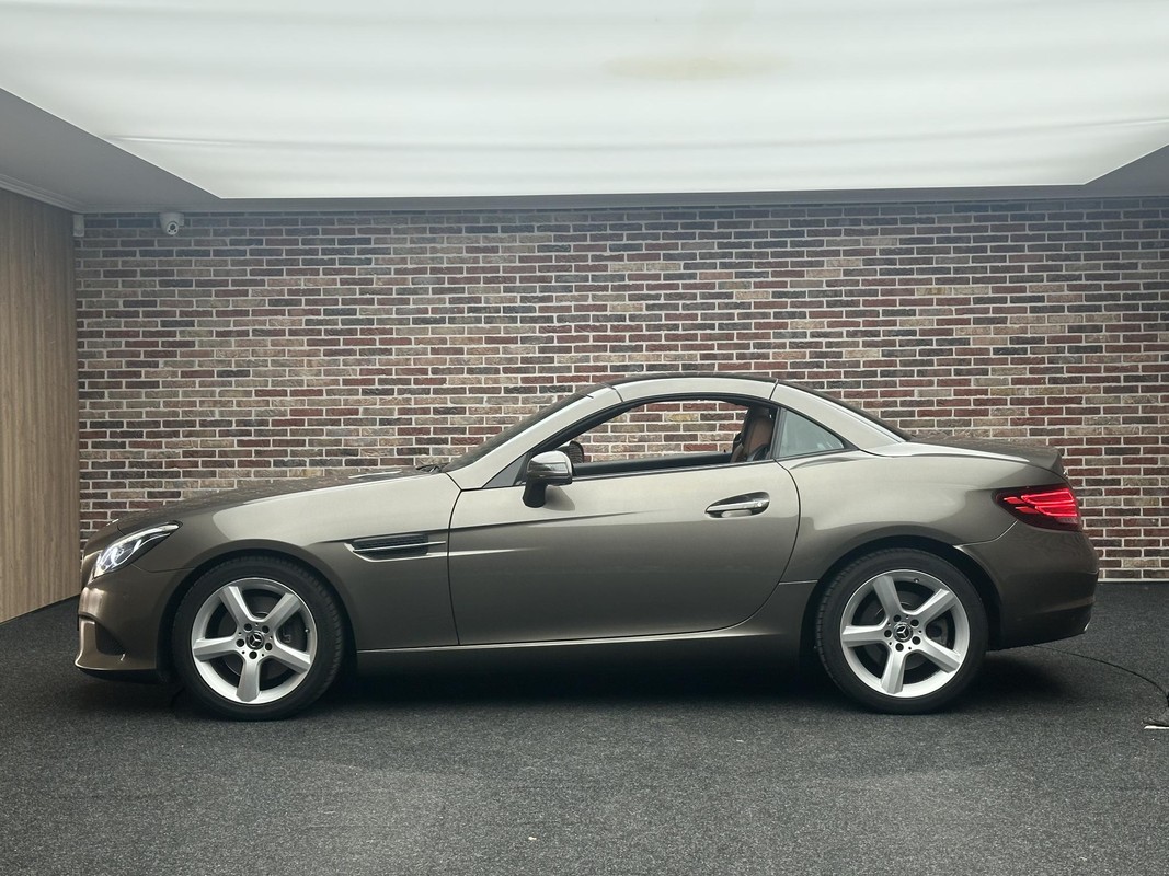 Mercedes-Benz SLC