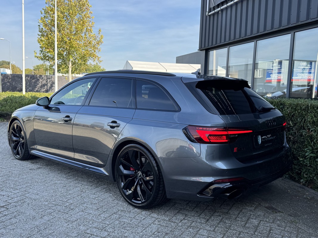 Audi RS4