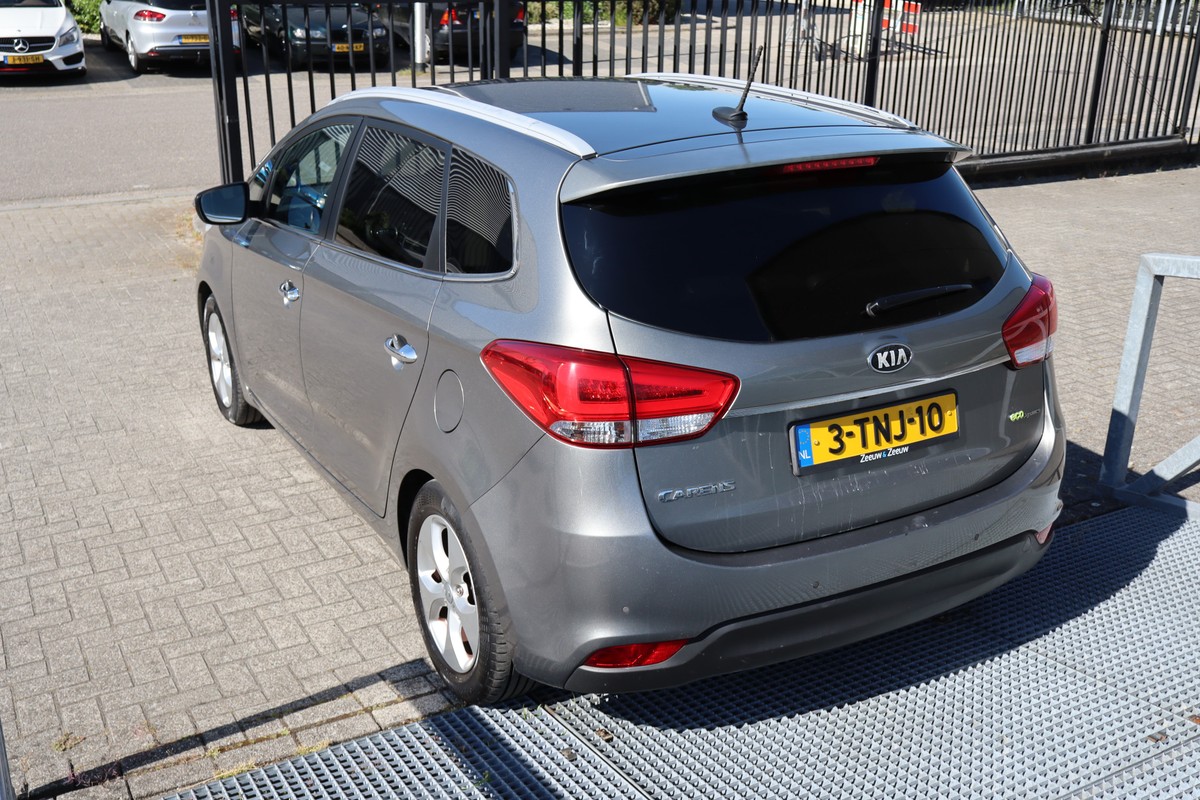 Kia Carens