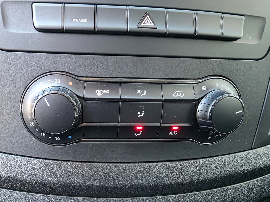 Mercedes-Benz eVito