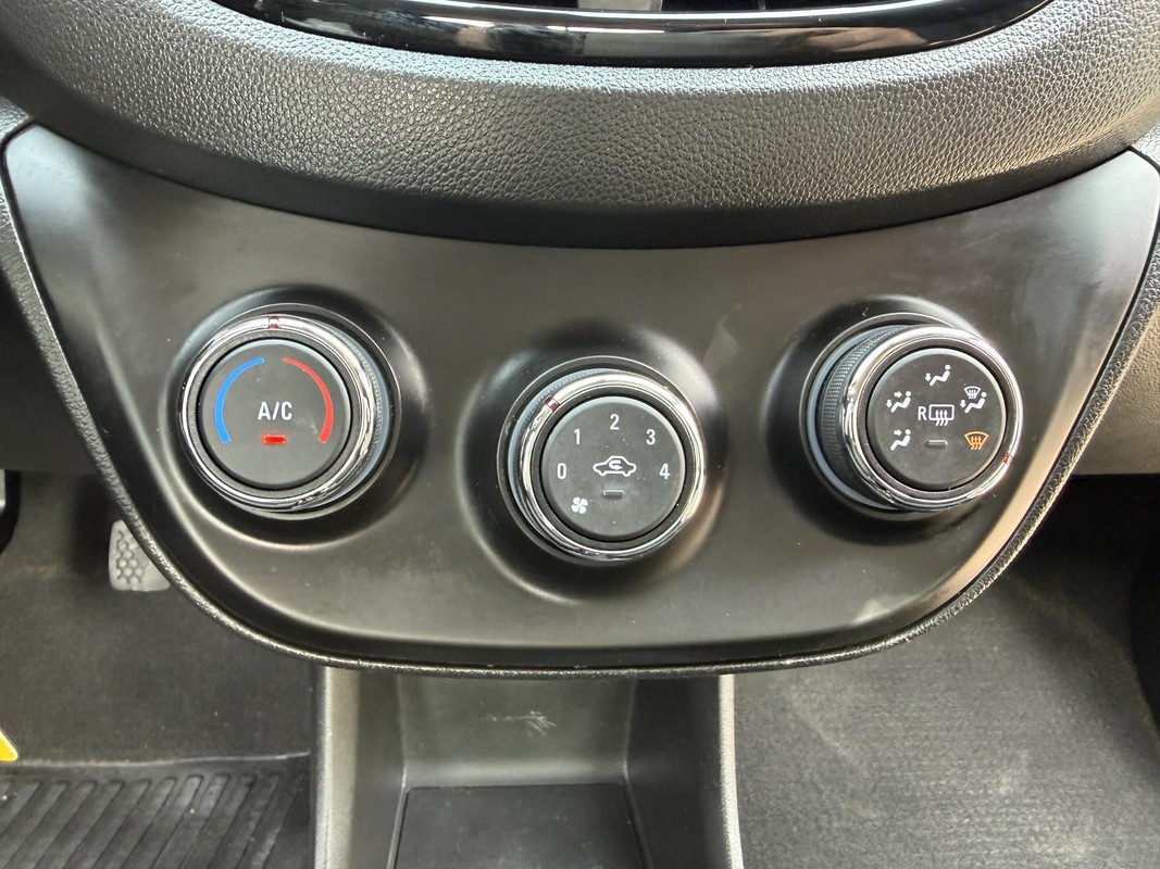 Opel KARL