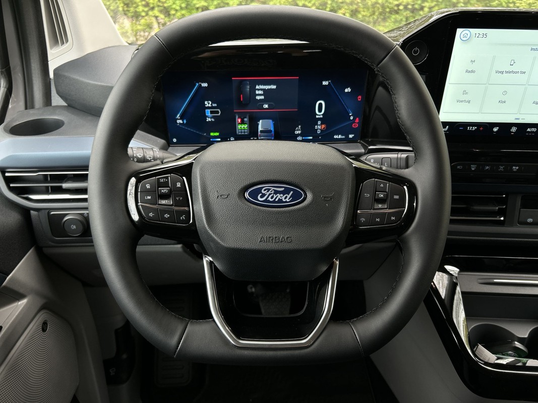 Ford Tourneo Custom