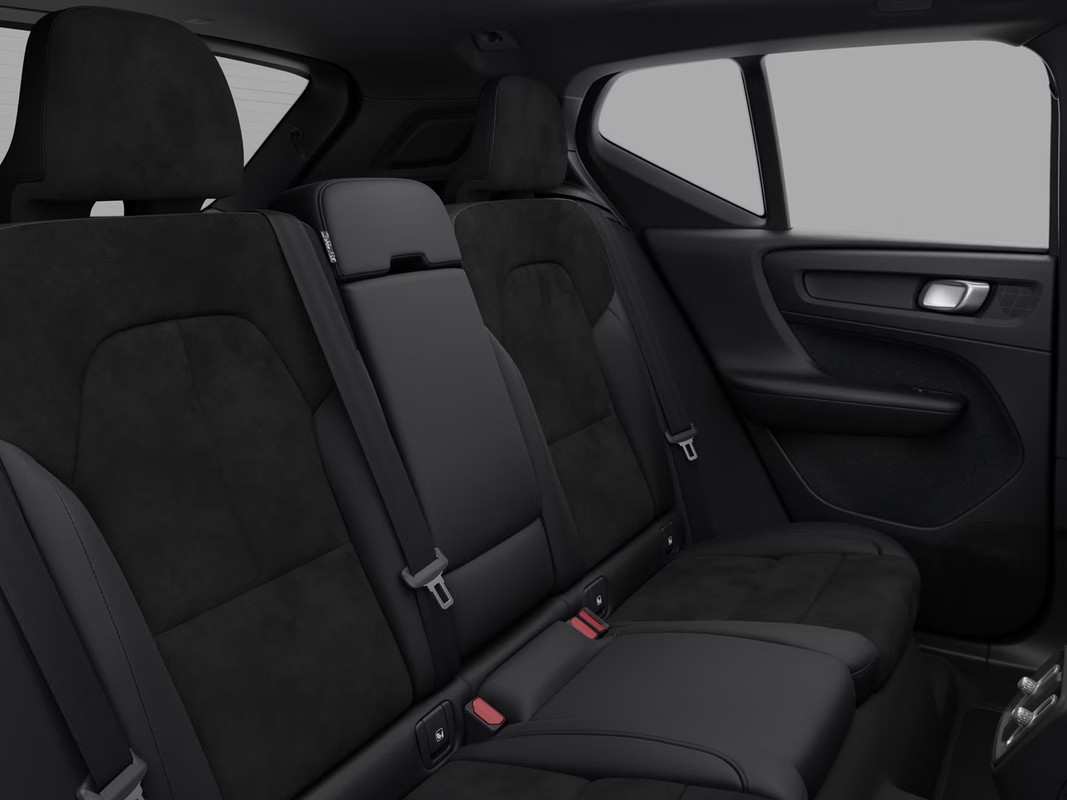 Volvo EX40