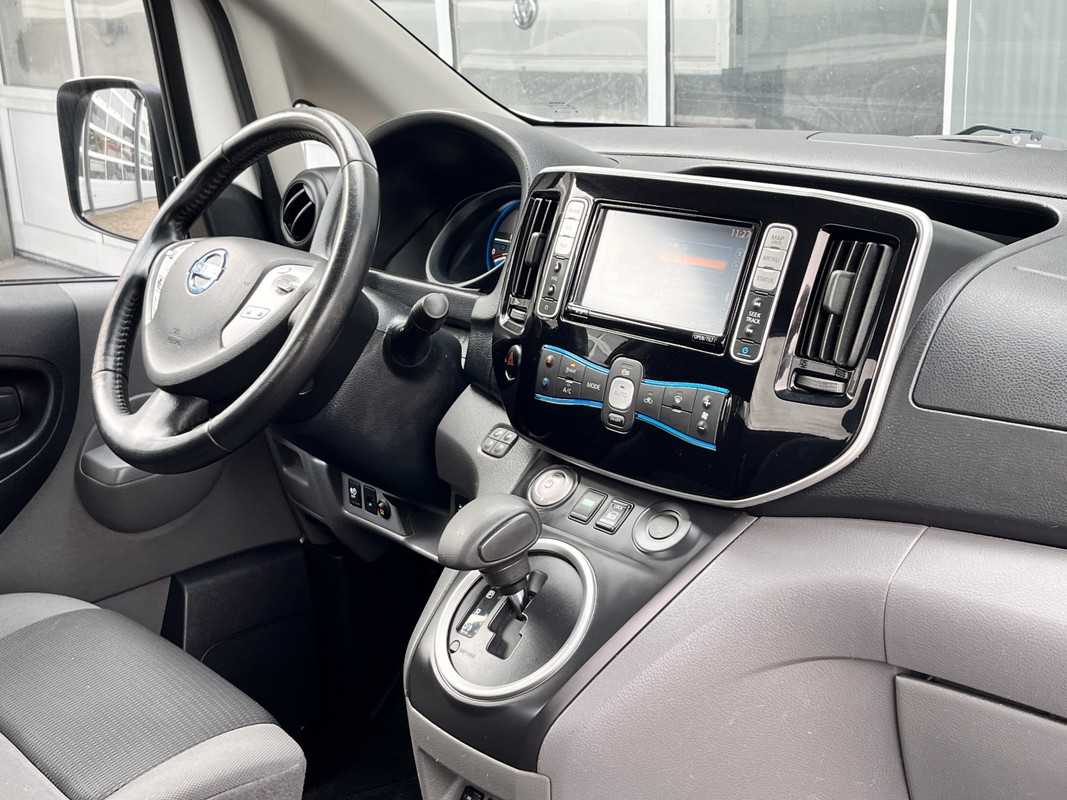 Nissan e-NV200