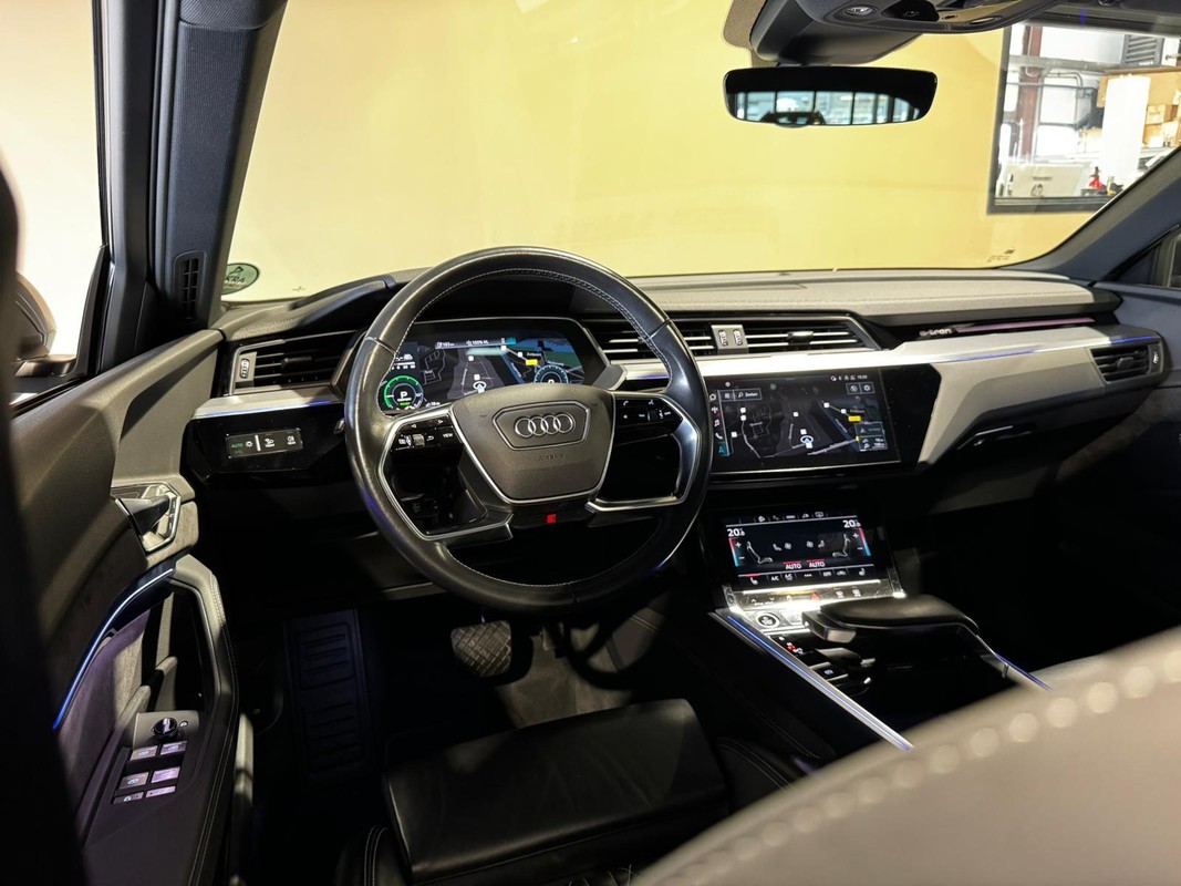 Audi e-tron