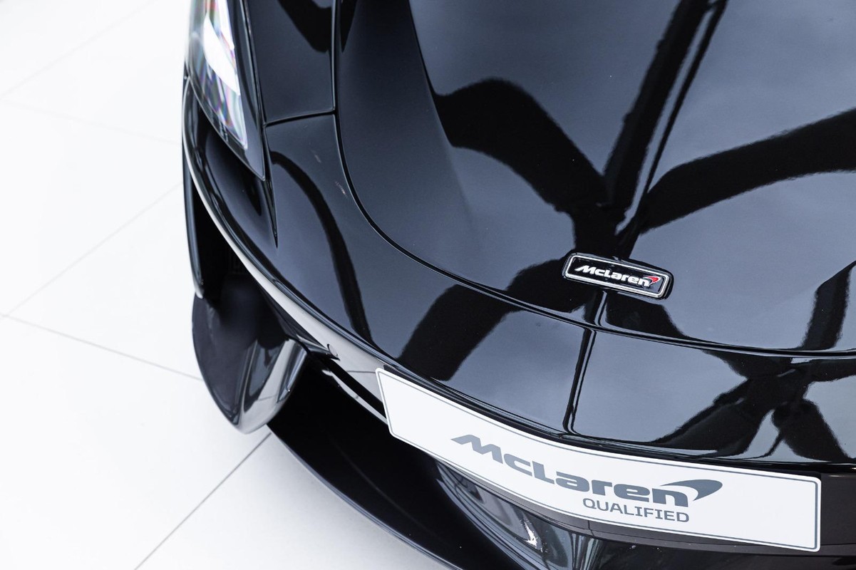 McLaren 570S