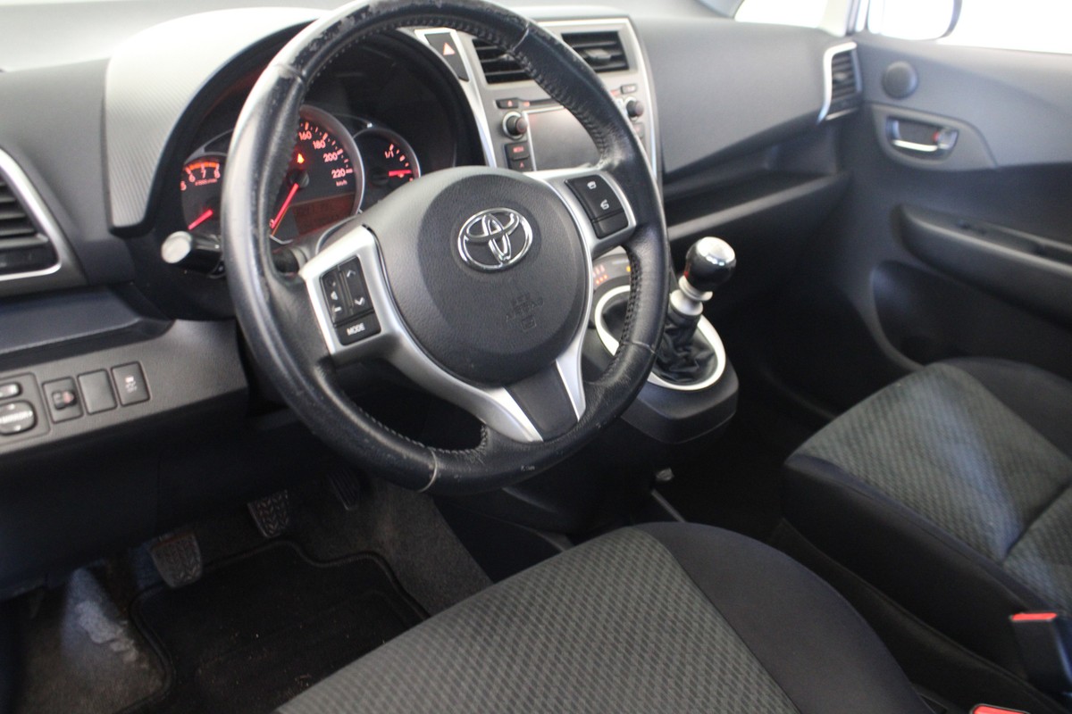 Toyota Verso-S