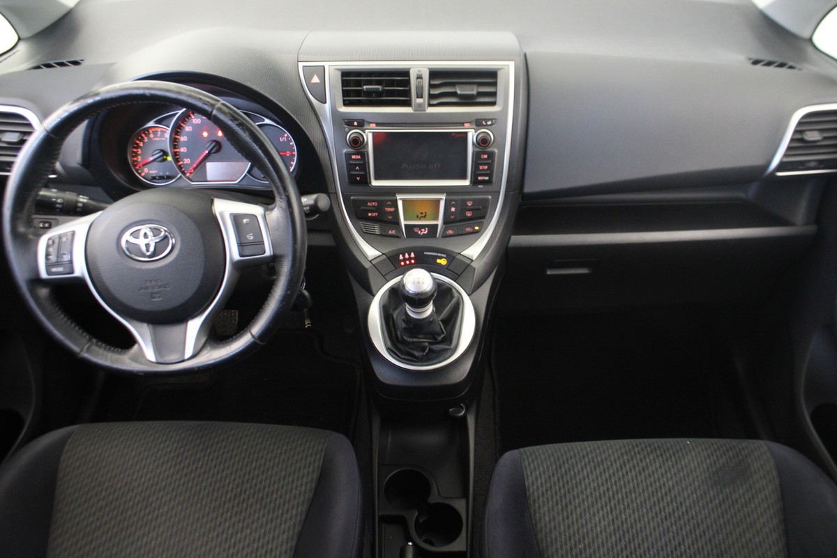 Toyota Verso-S