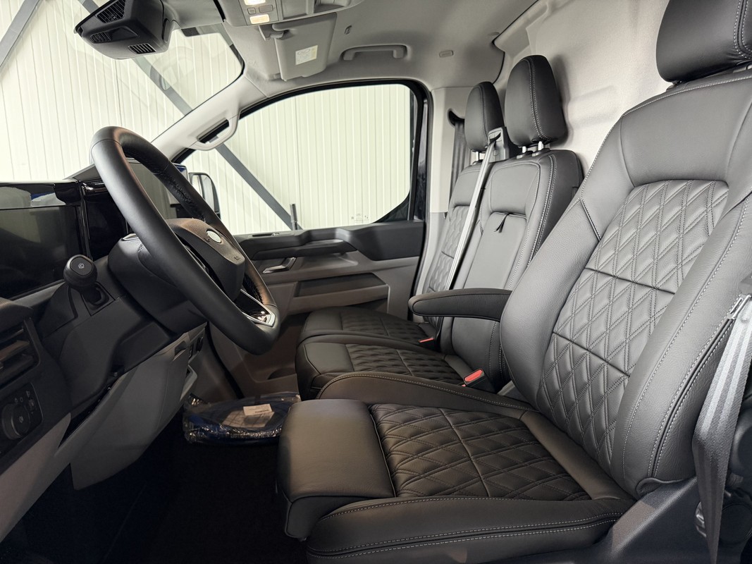 Ford E-Transit Custom