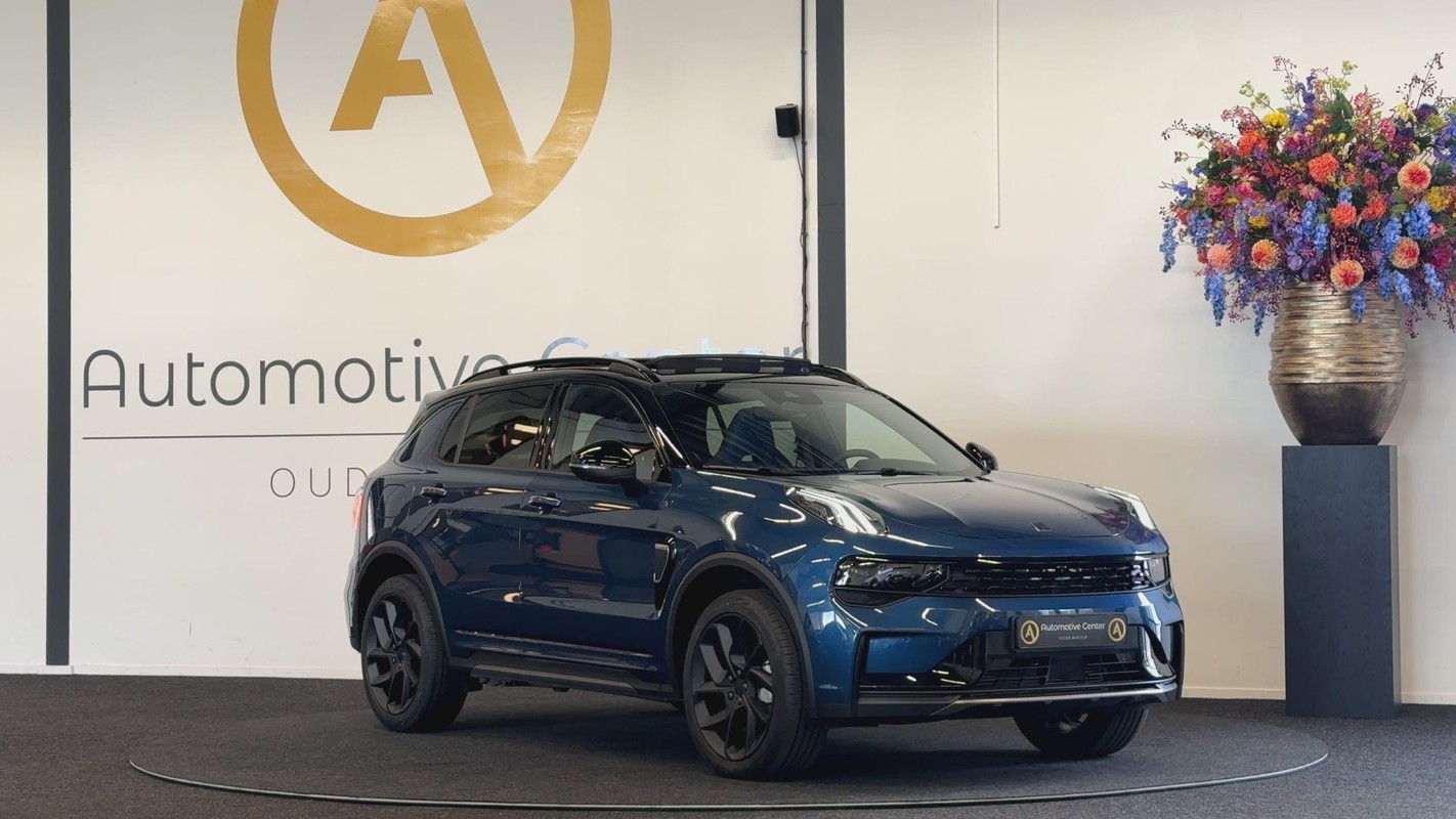 Lynk & Co 01