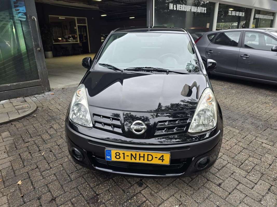 Nissan Pixo