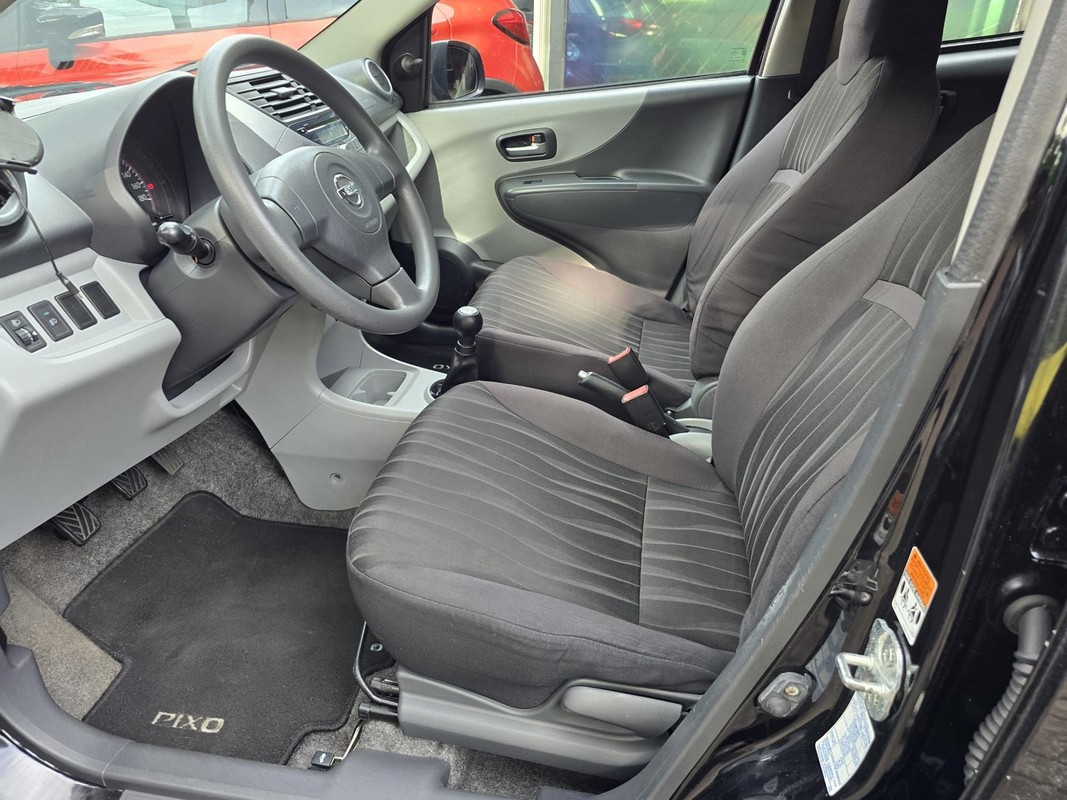 Nissan Pixo