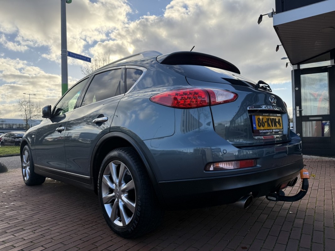 Infiniti EX