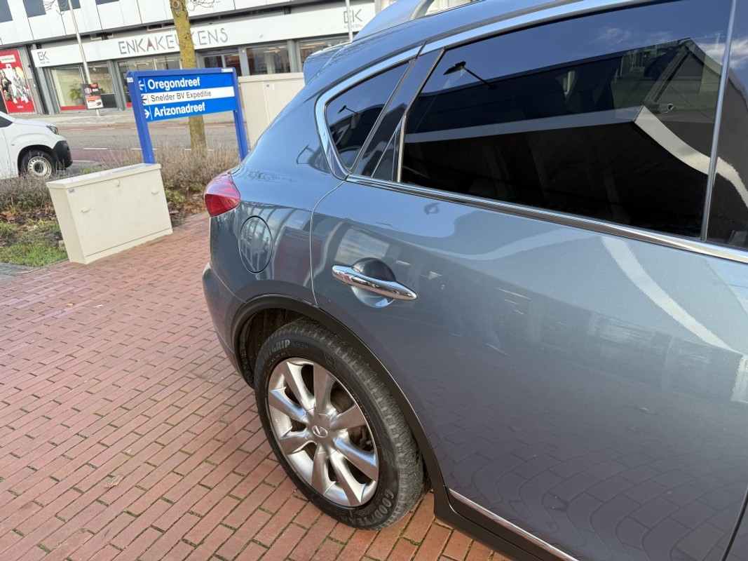Infiniti EX