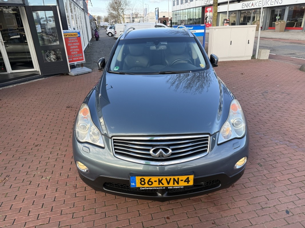 Infiniti EX