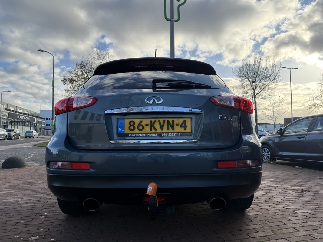 Infiniti EX