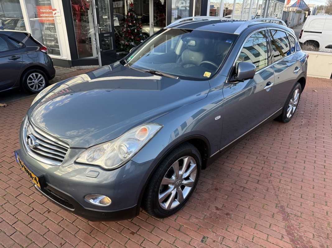Infiniti EX