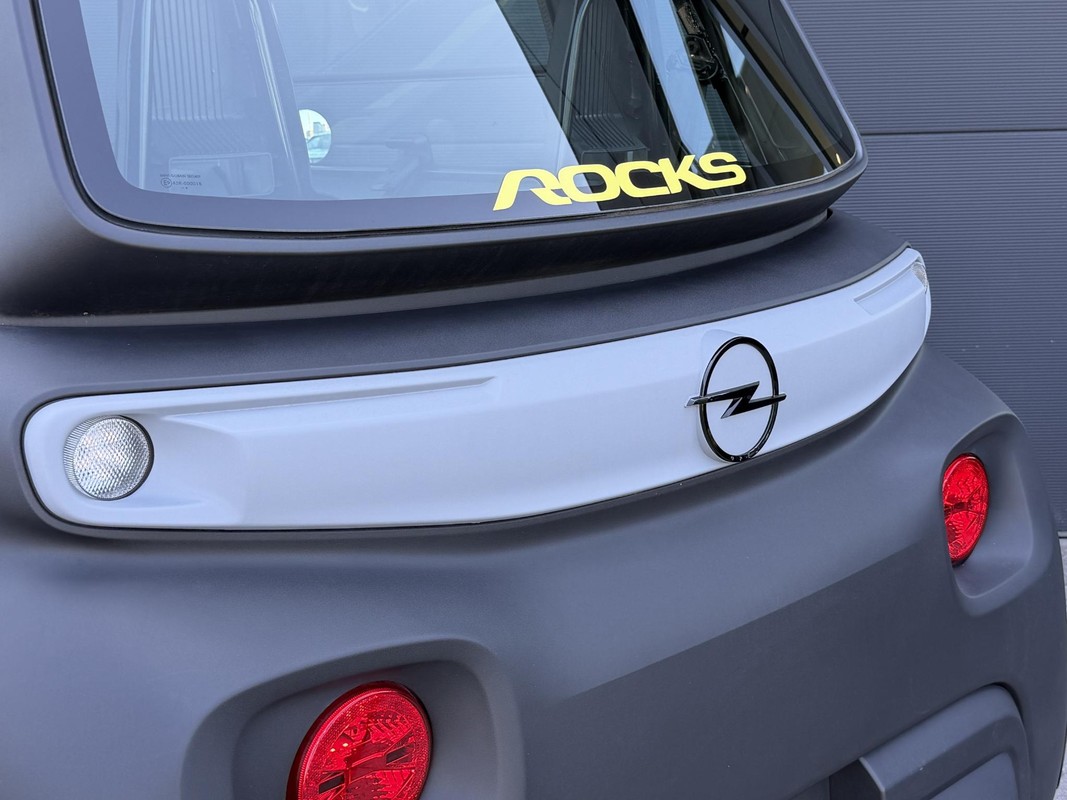 Opel Rocks-e