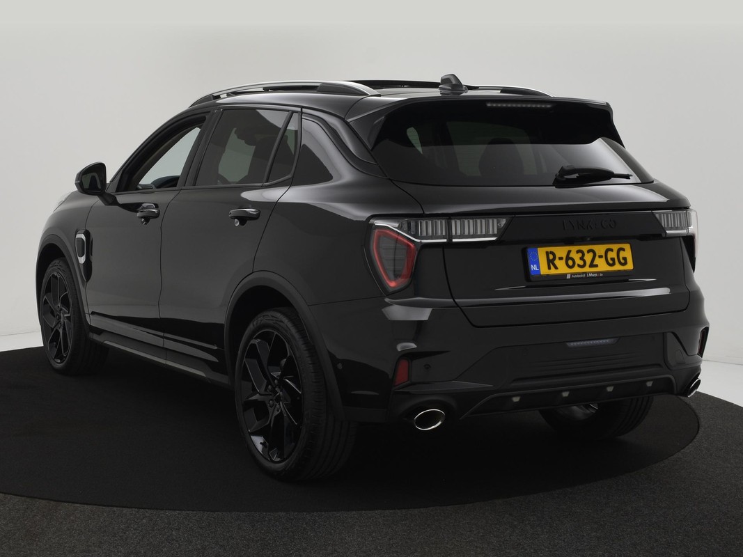 Lynk & Co 01