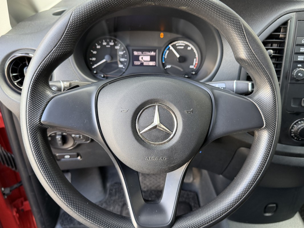 Mercedes-Benz eVito