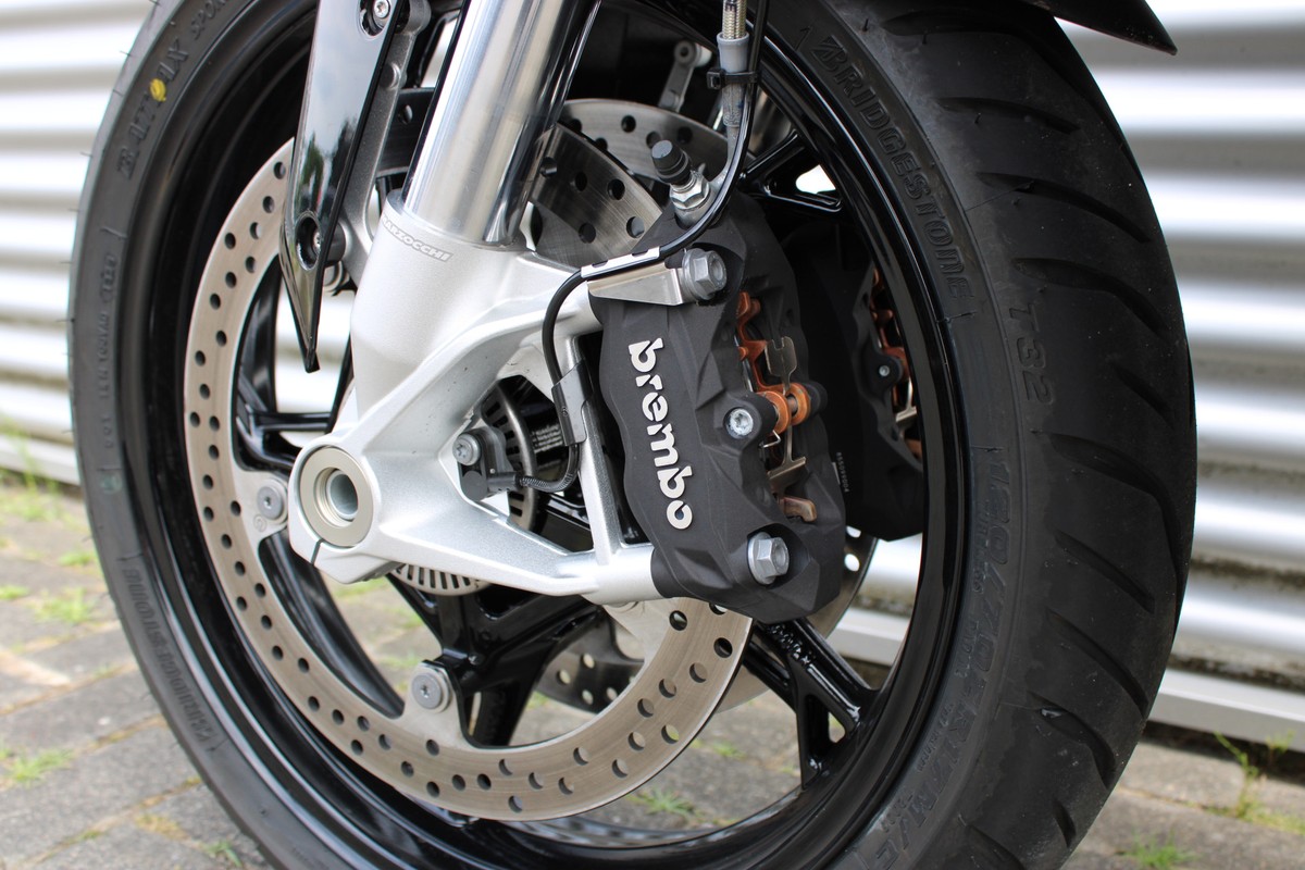 BMW S 1000 XR
