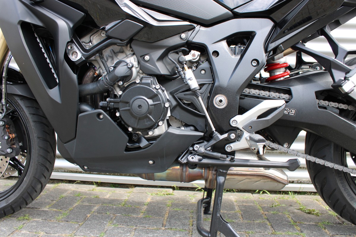 BMW S 1000 XR
