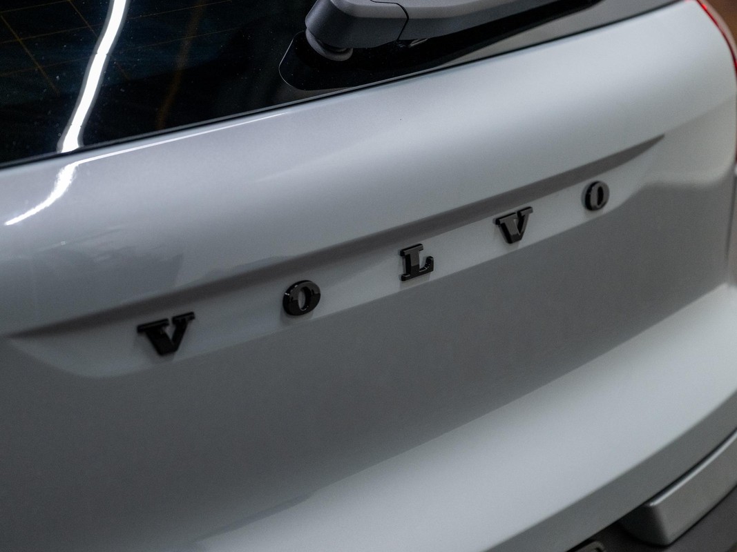 Volvo EX40