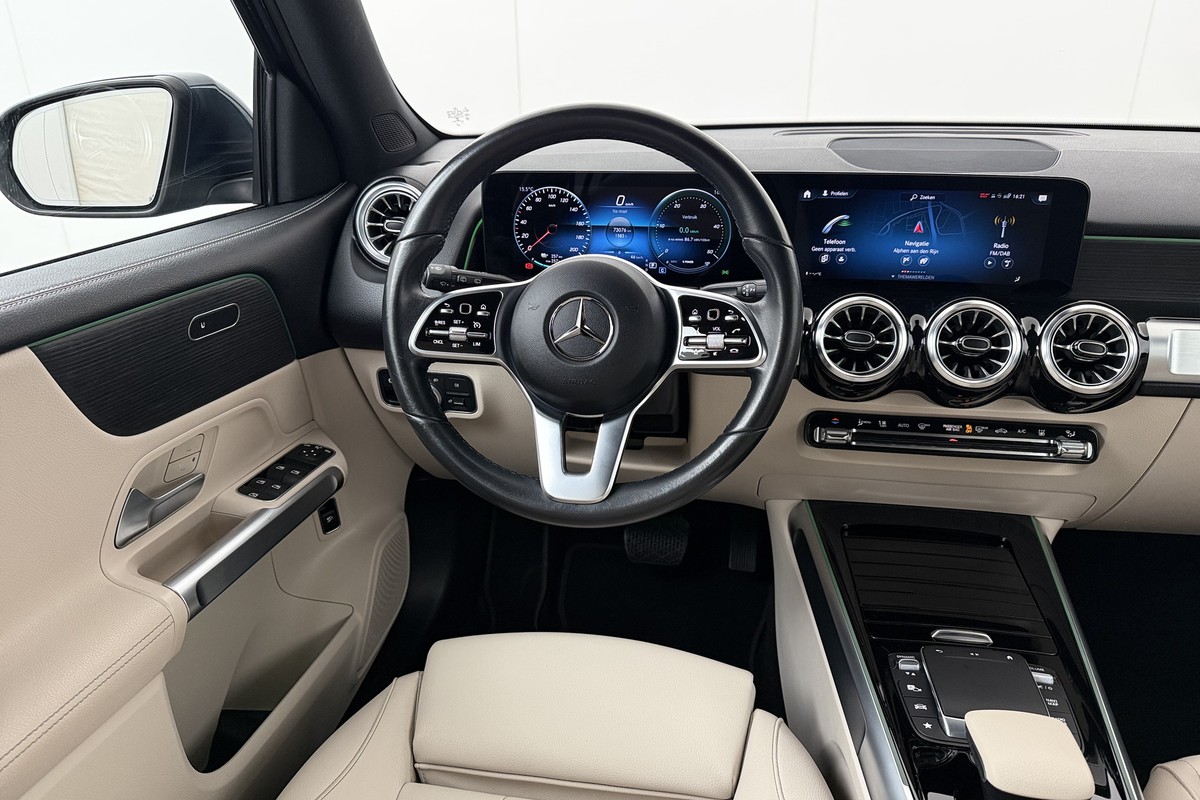 Mercedes-Benz EQB