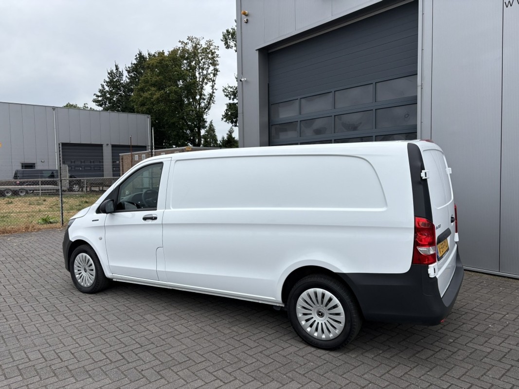 Mercedes-Benz eVito