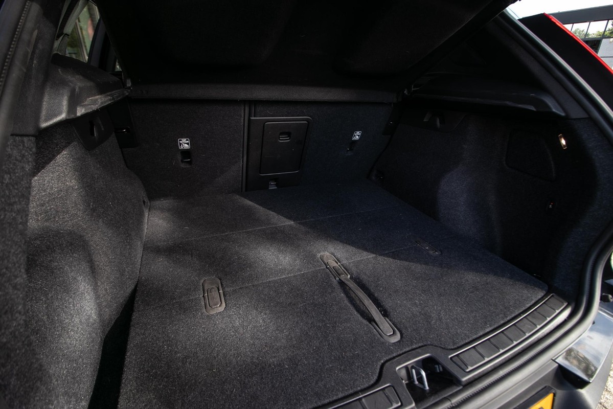 Volvo EX40