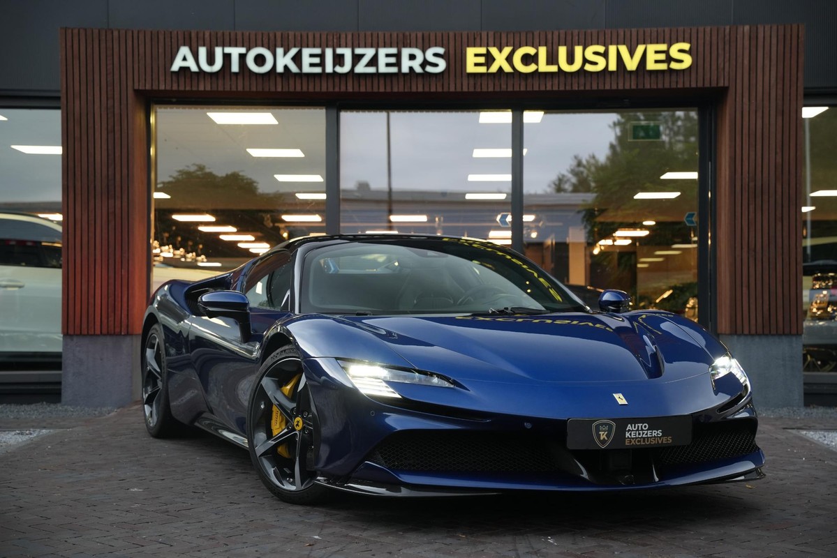 Ferrari SF90 Spider