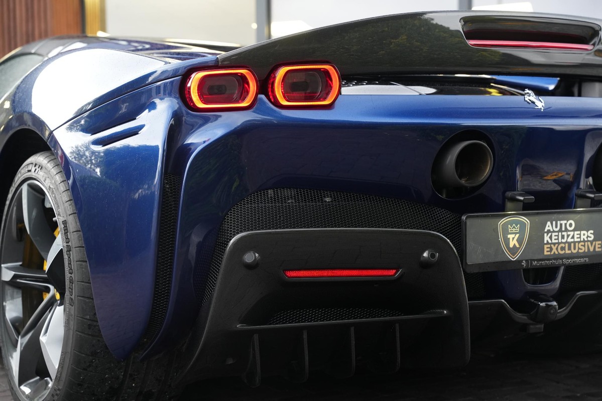 Ferrari SF90 Spider