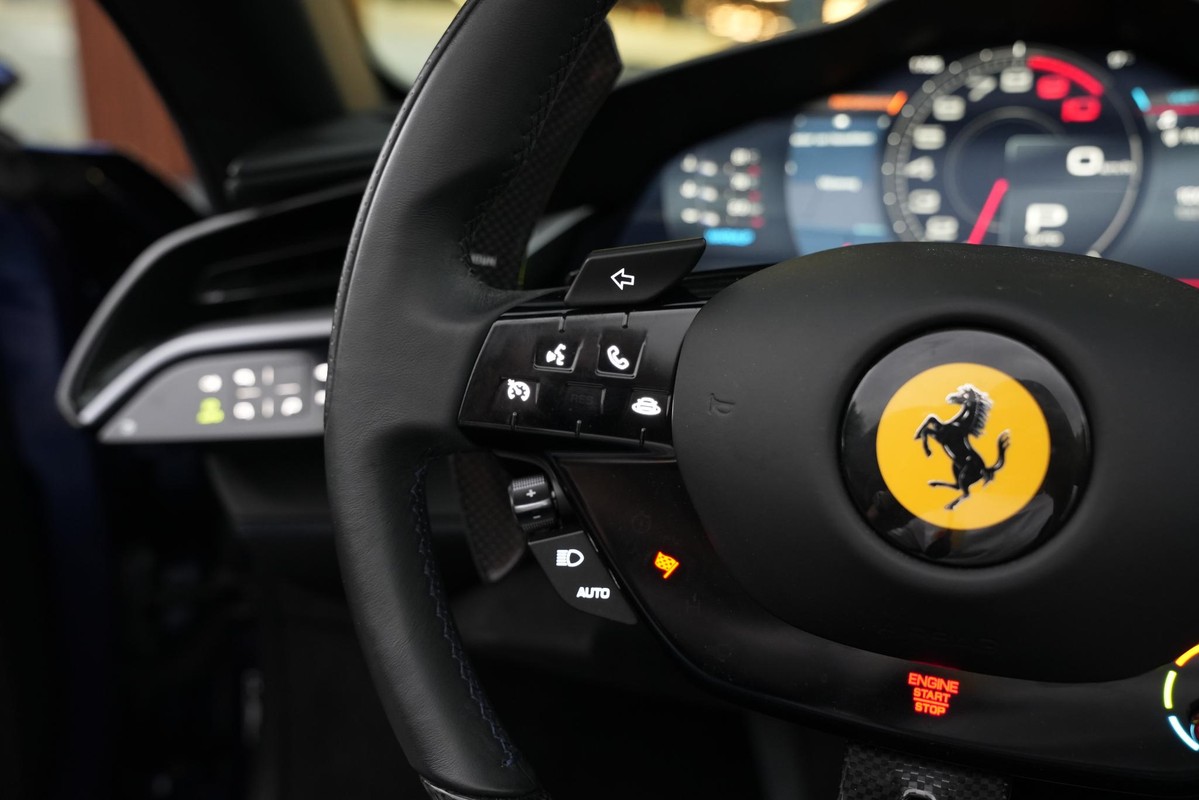 Ferrari SF90 Spider
