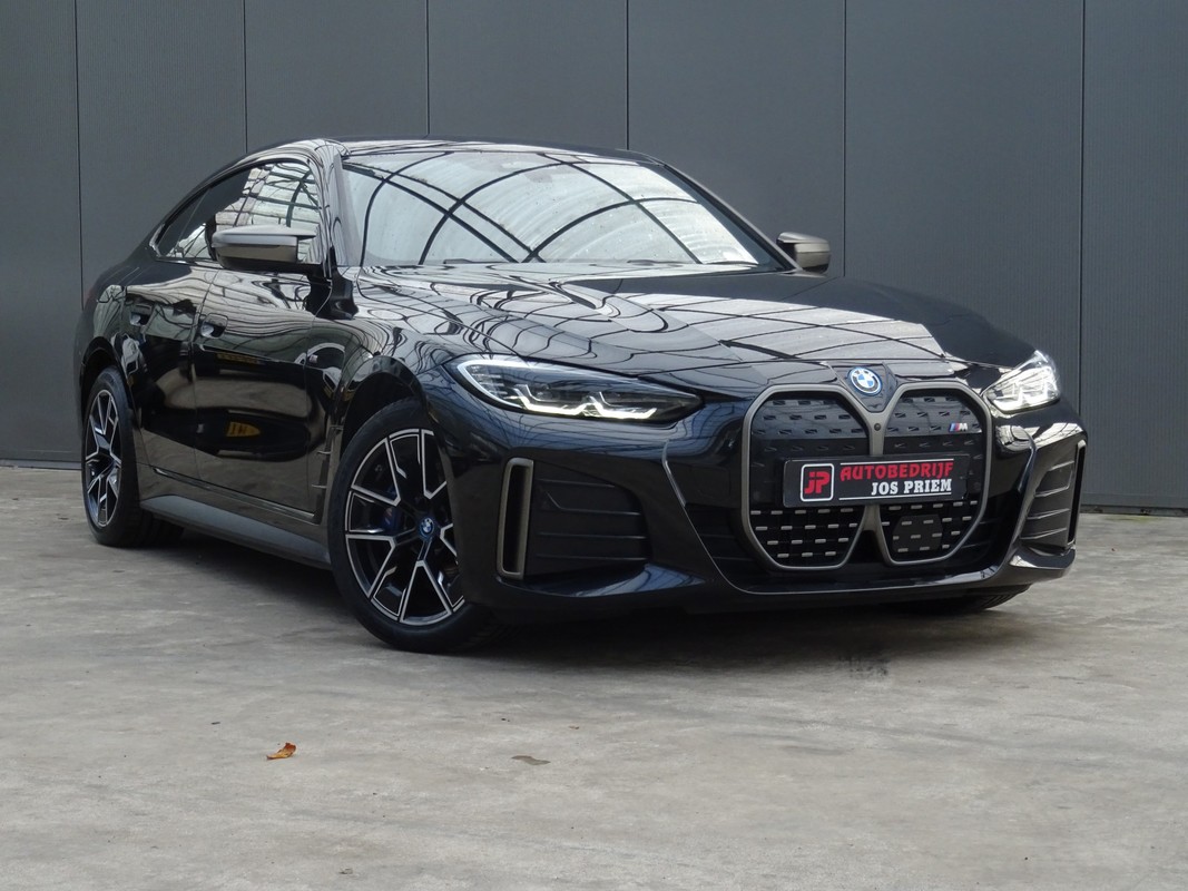BMW i4