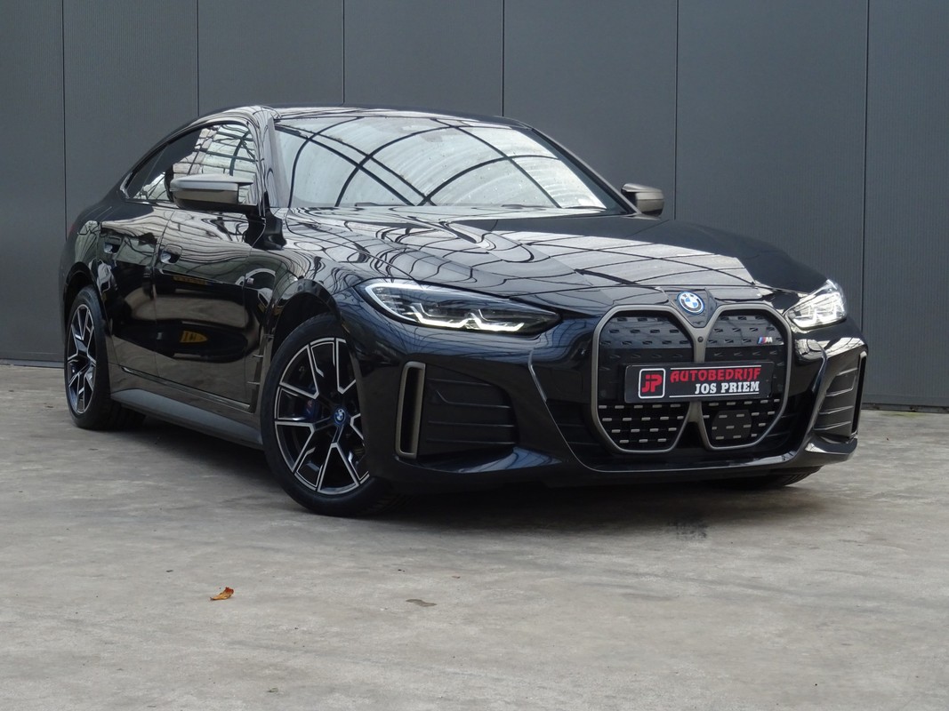 BMW i4