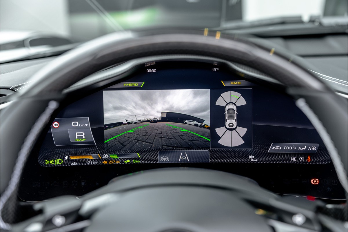 Ferrari SF90 Spider