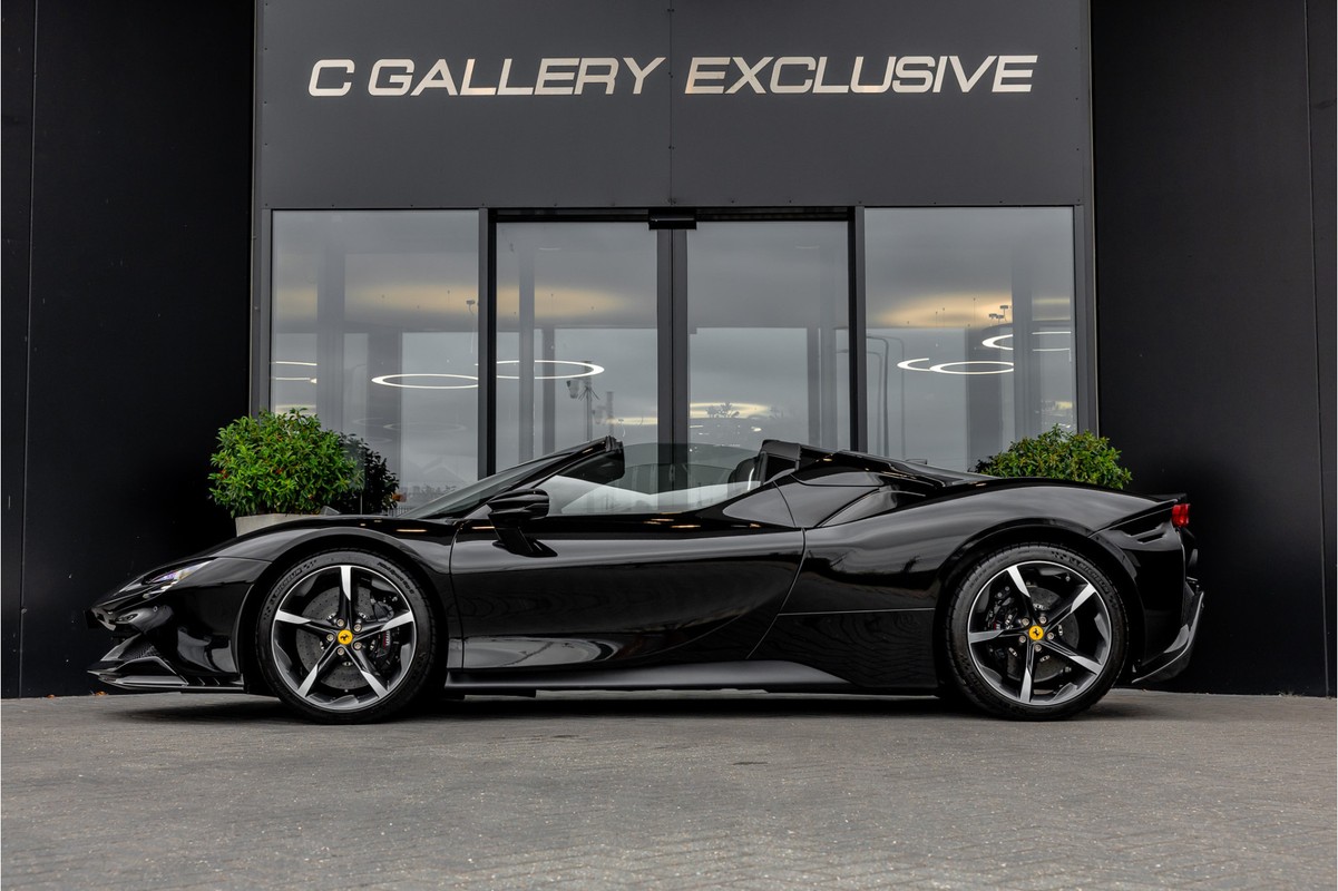 Ferrari SF90 Spider