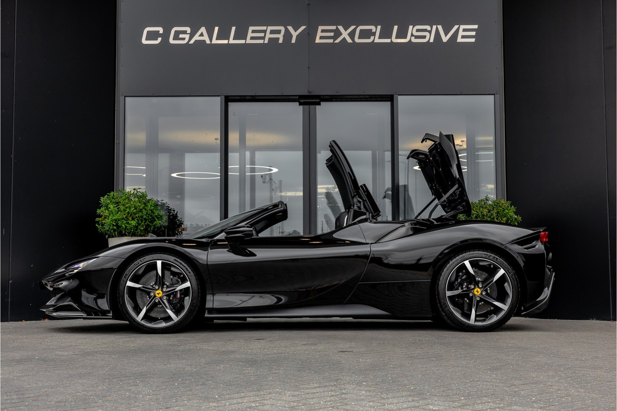 Ferrari SF90 Spider