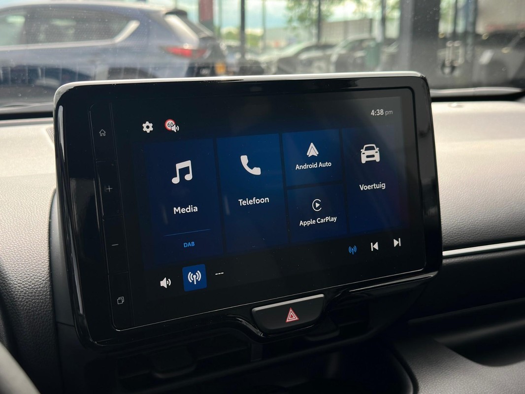 Mazda 2 Hybrid