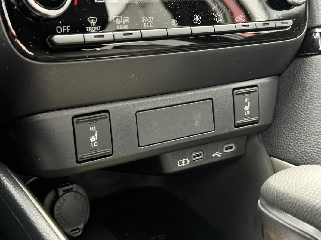 Mazda 2 Hybrid