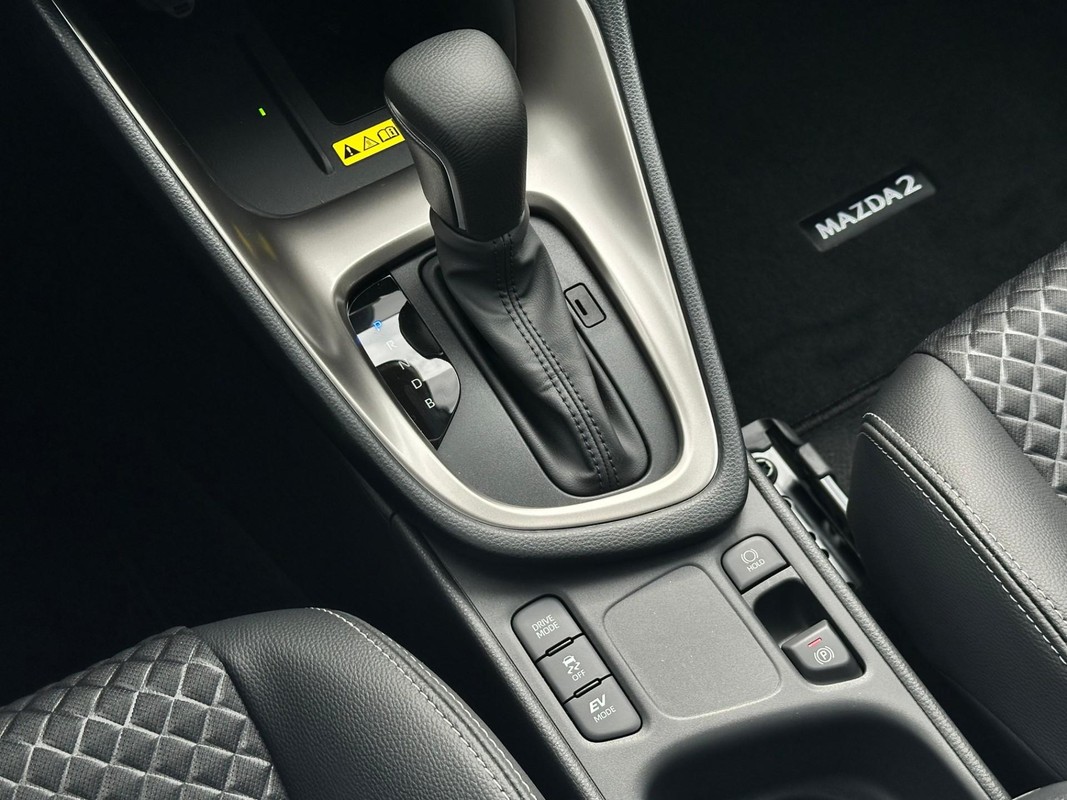 Mazda 2 Hybrid