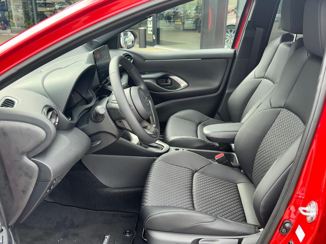 Mazda 2 Hybrid