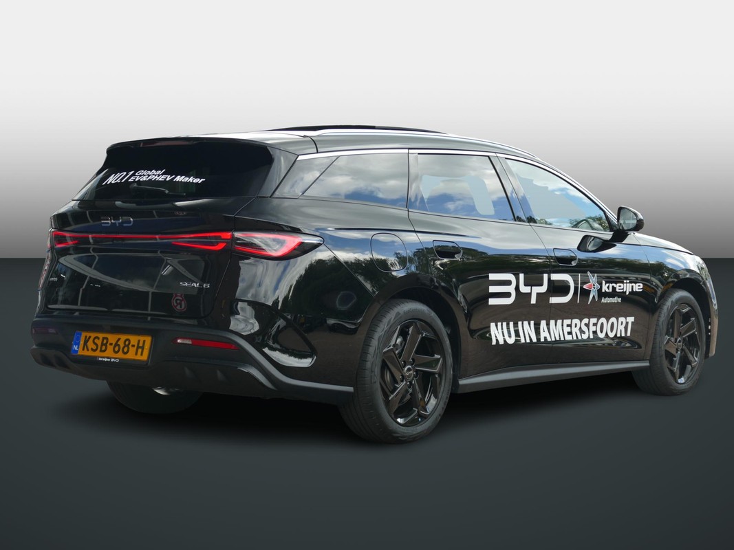 BYD SEAL