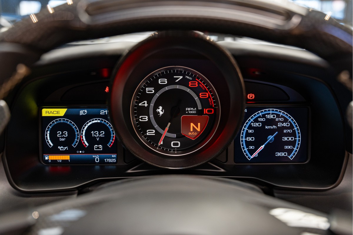 Ferrari F8 Spider