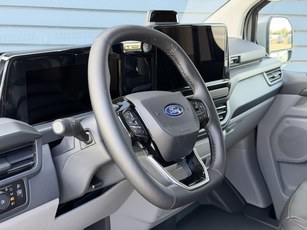 Ford E-Transit Custom