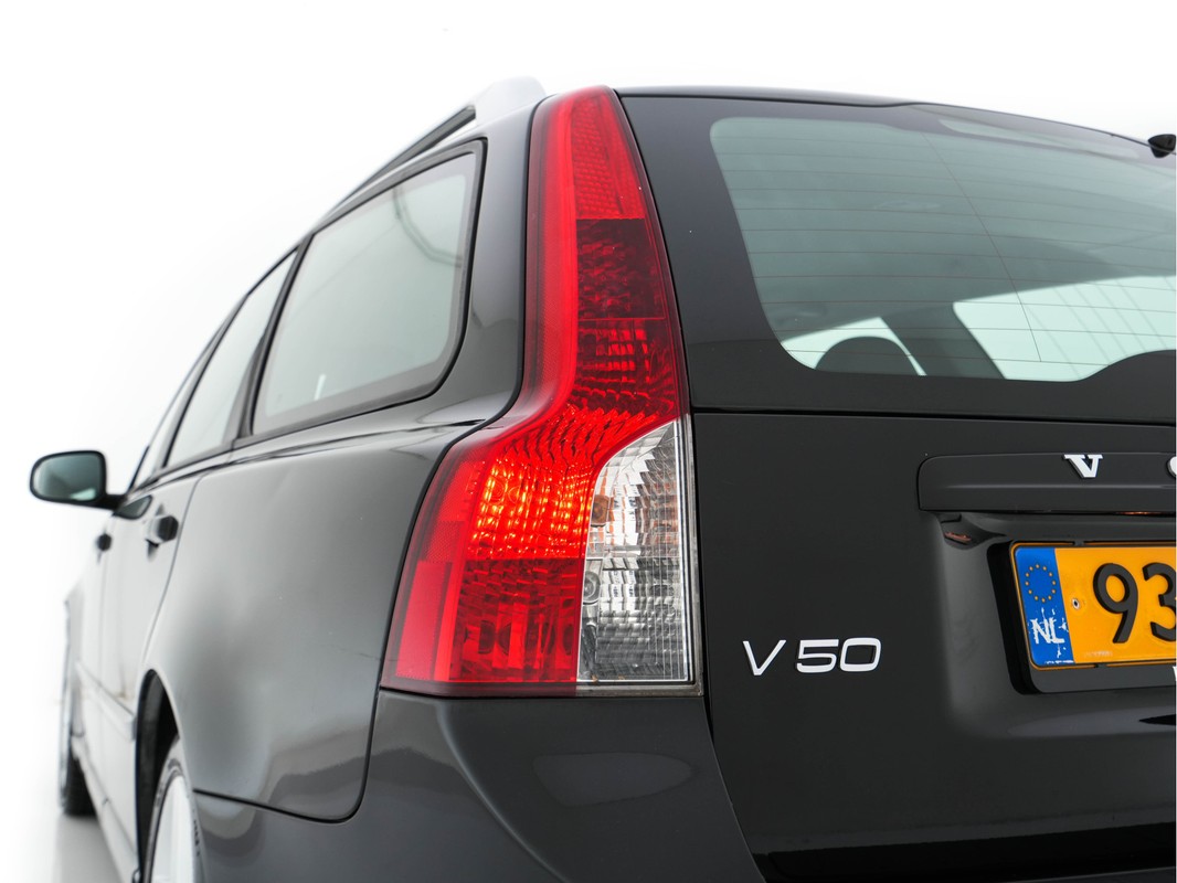 Volvo V50